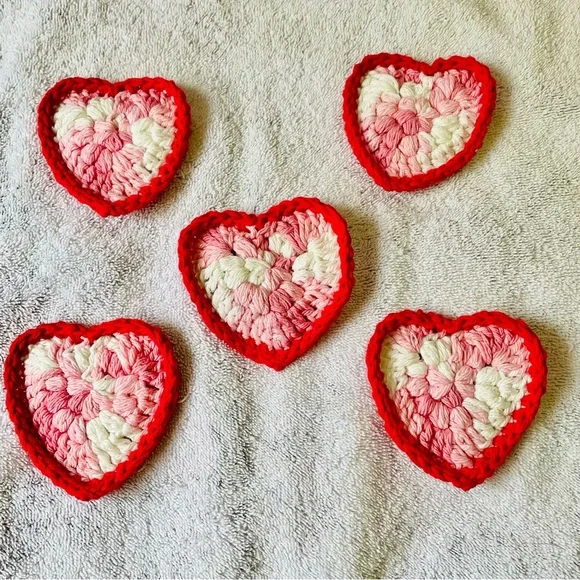 Handmade Heart-Shaped Face Scrubbi OR Coasters - 100% cotton - Set of 5 - Picture 4 of 6